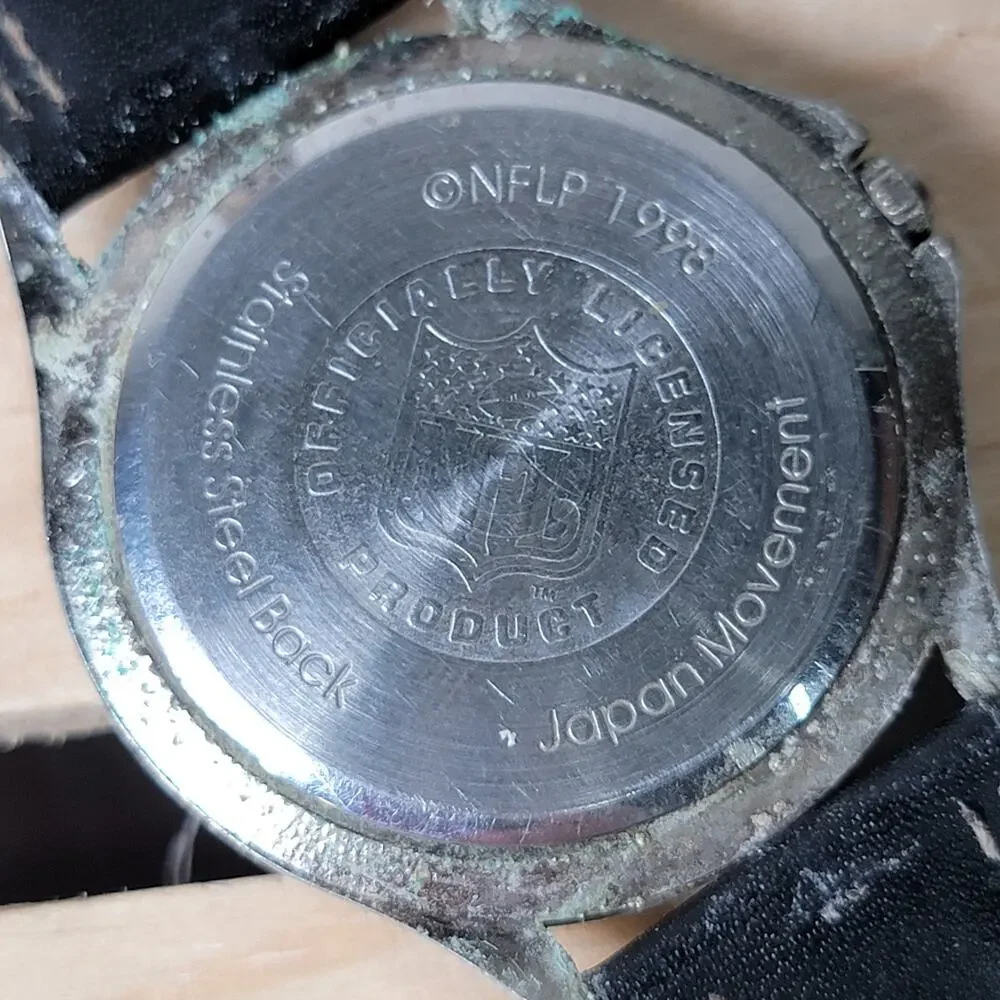 VINTAGE Official NFL Dallas Cowboy Wrist Watch (1998)